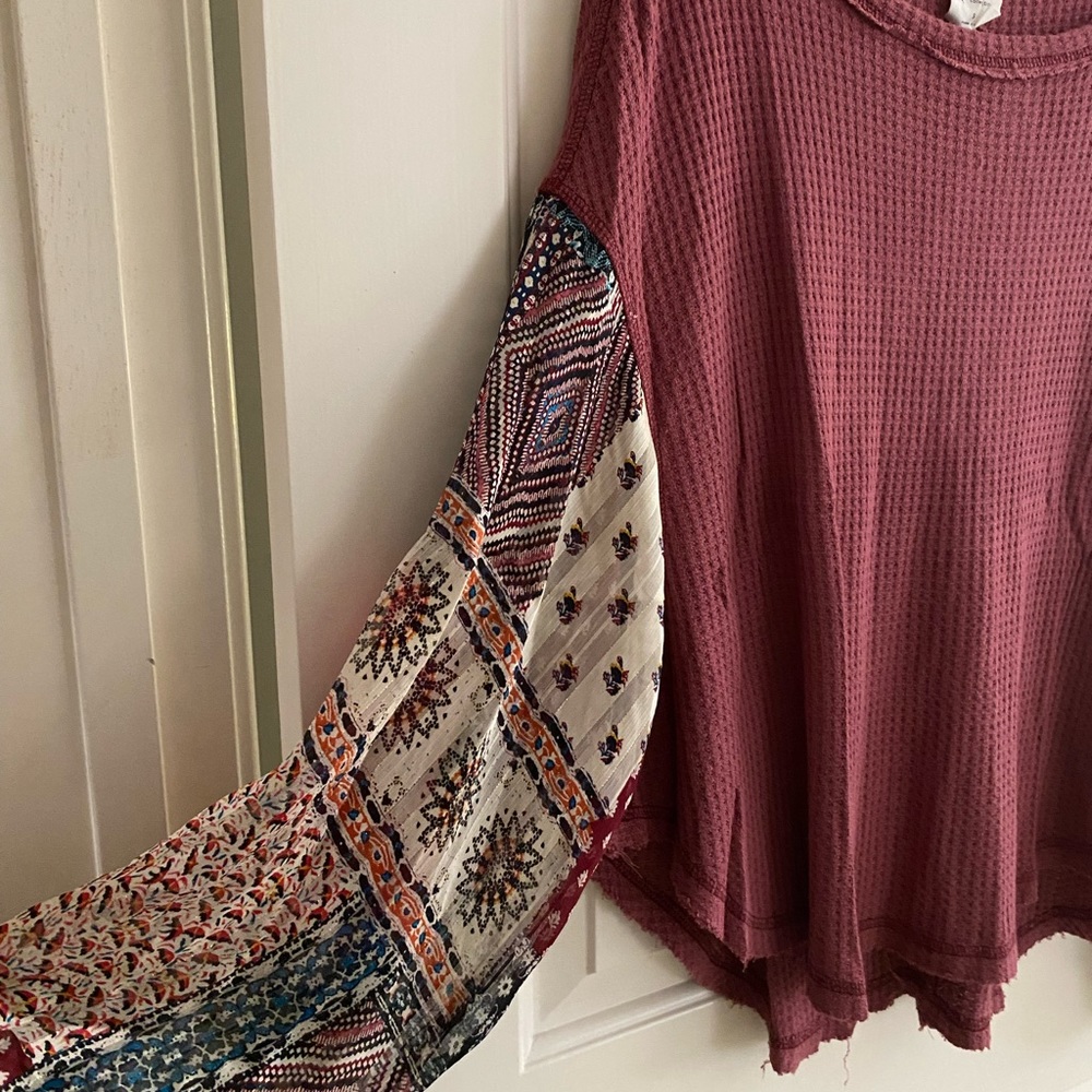 Boutique Boho Patterned Top - Picture 3 of 7